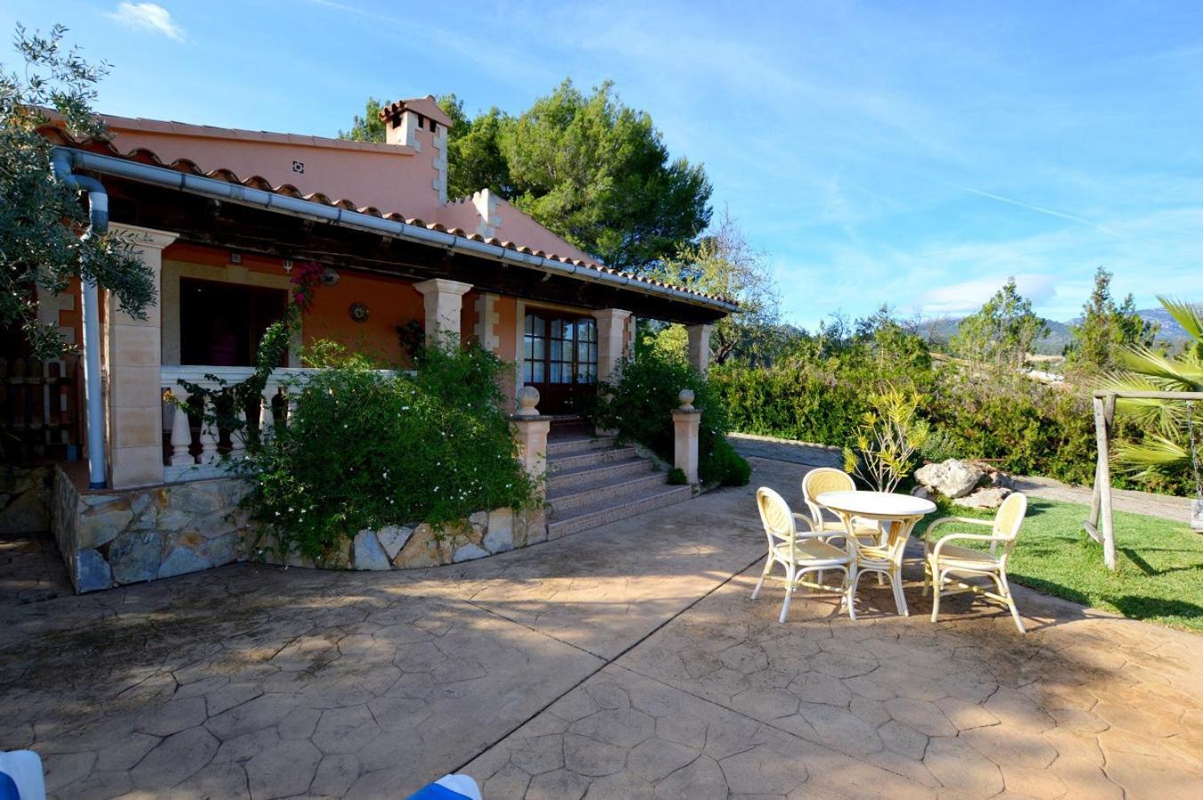 Finca Con Piscina Es Blanquer Guest House Eksteriør bilde