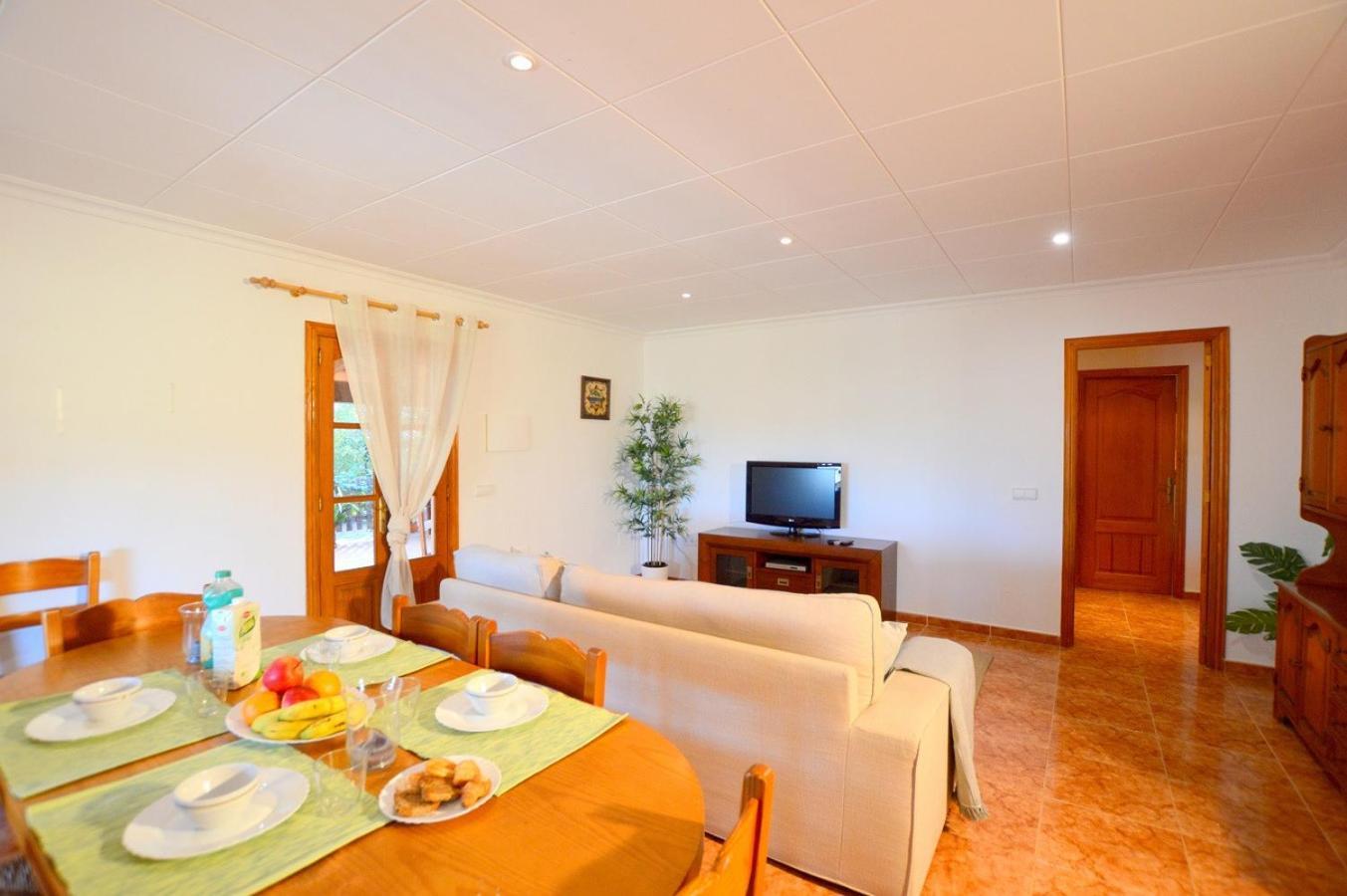 Finca Con Piscina Es Blanquer Guest House Eksteriør bilde